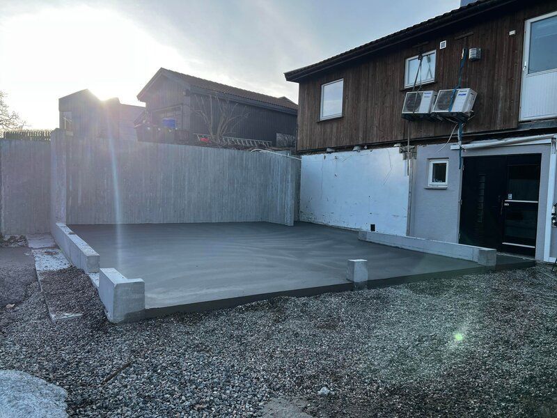 Betongstøp og ringmur i Kristiansand