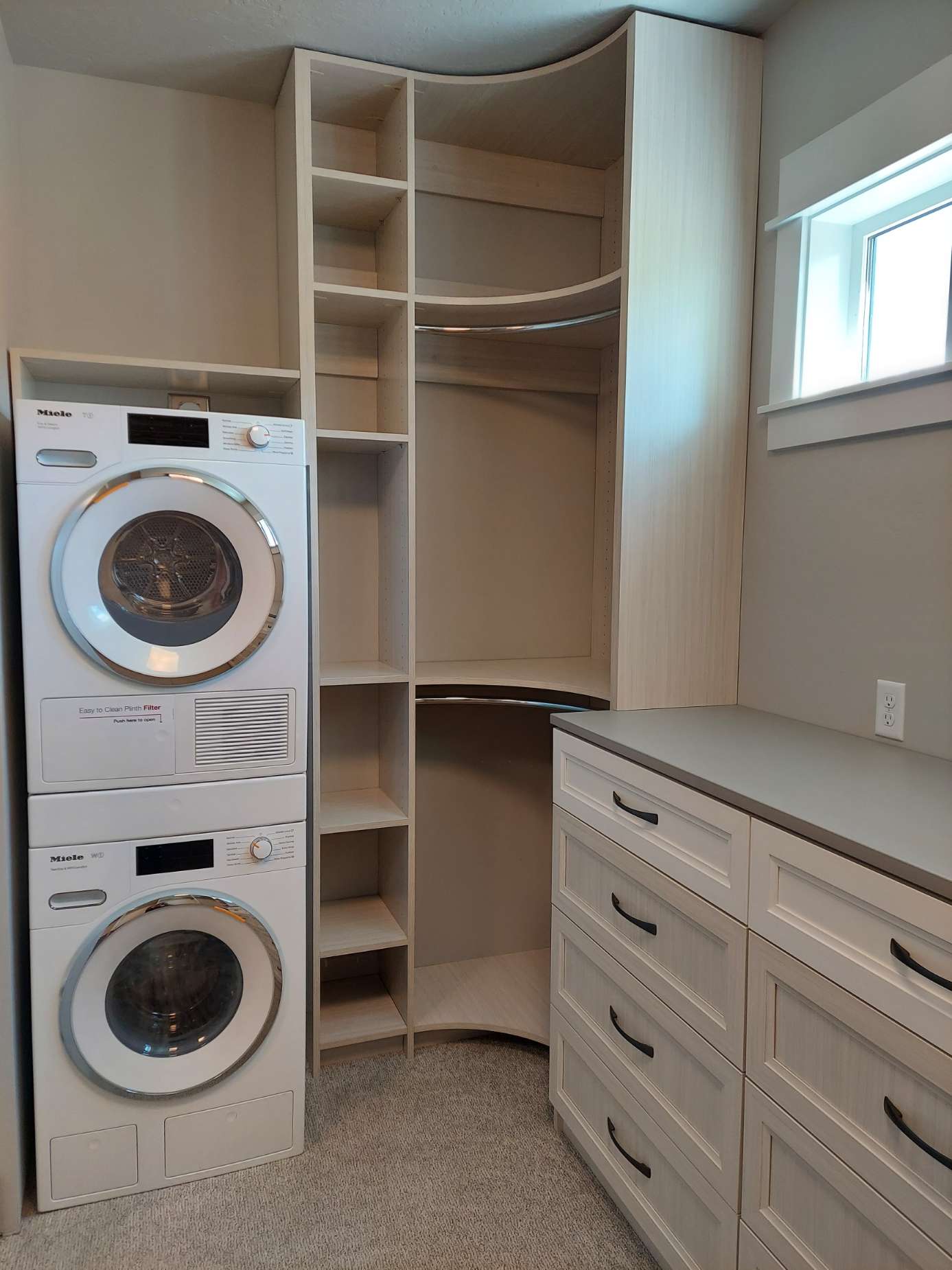 Custom Mudroom System Project