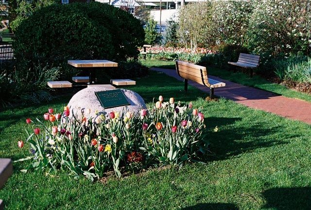 Living Aids Memorial Garden gallery