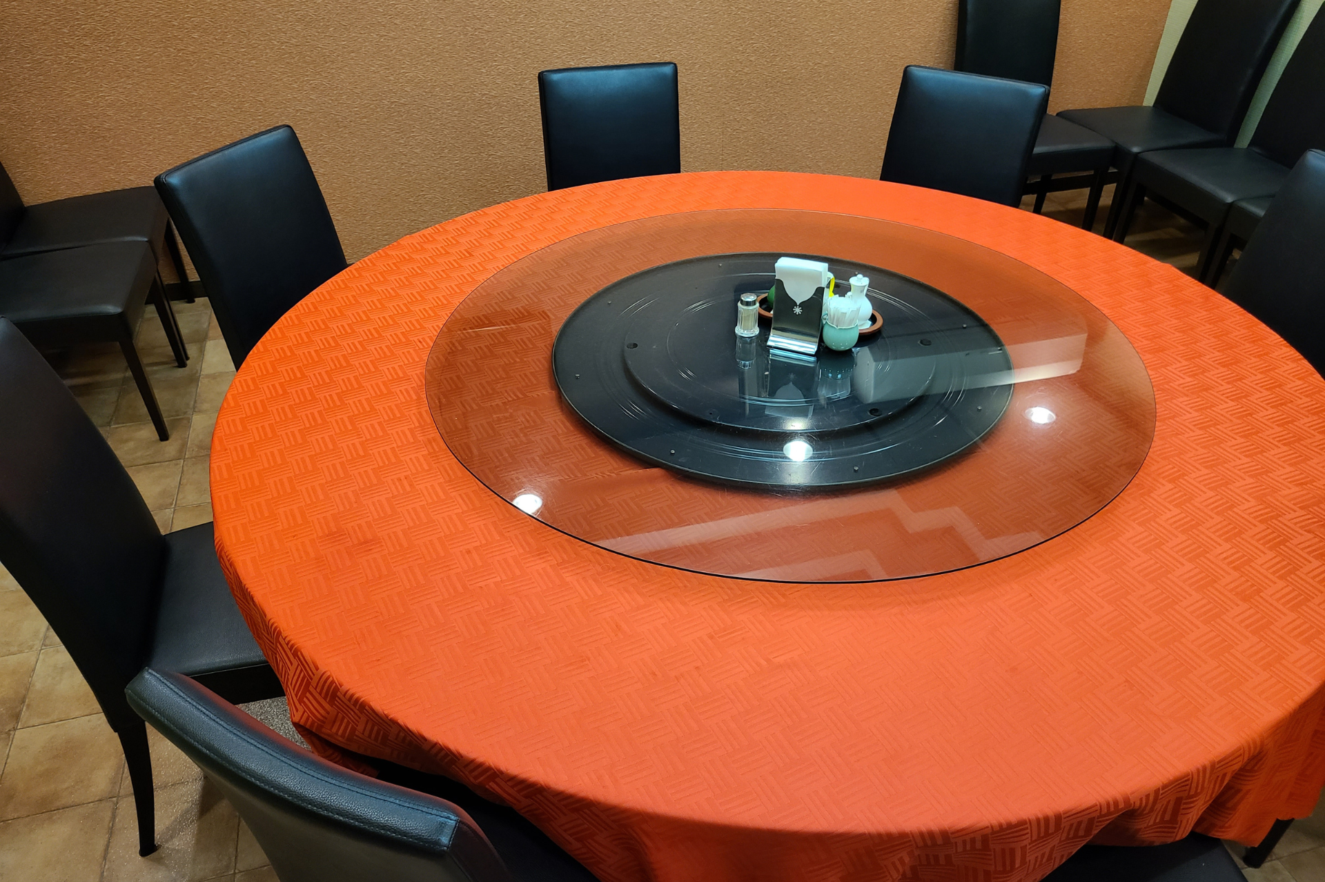 round table