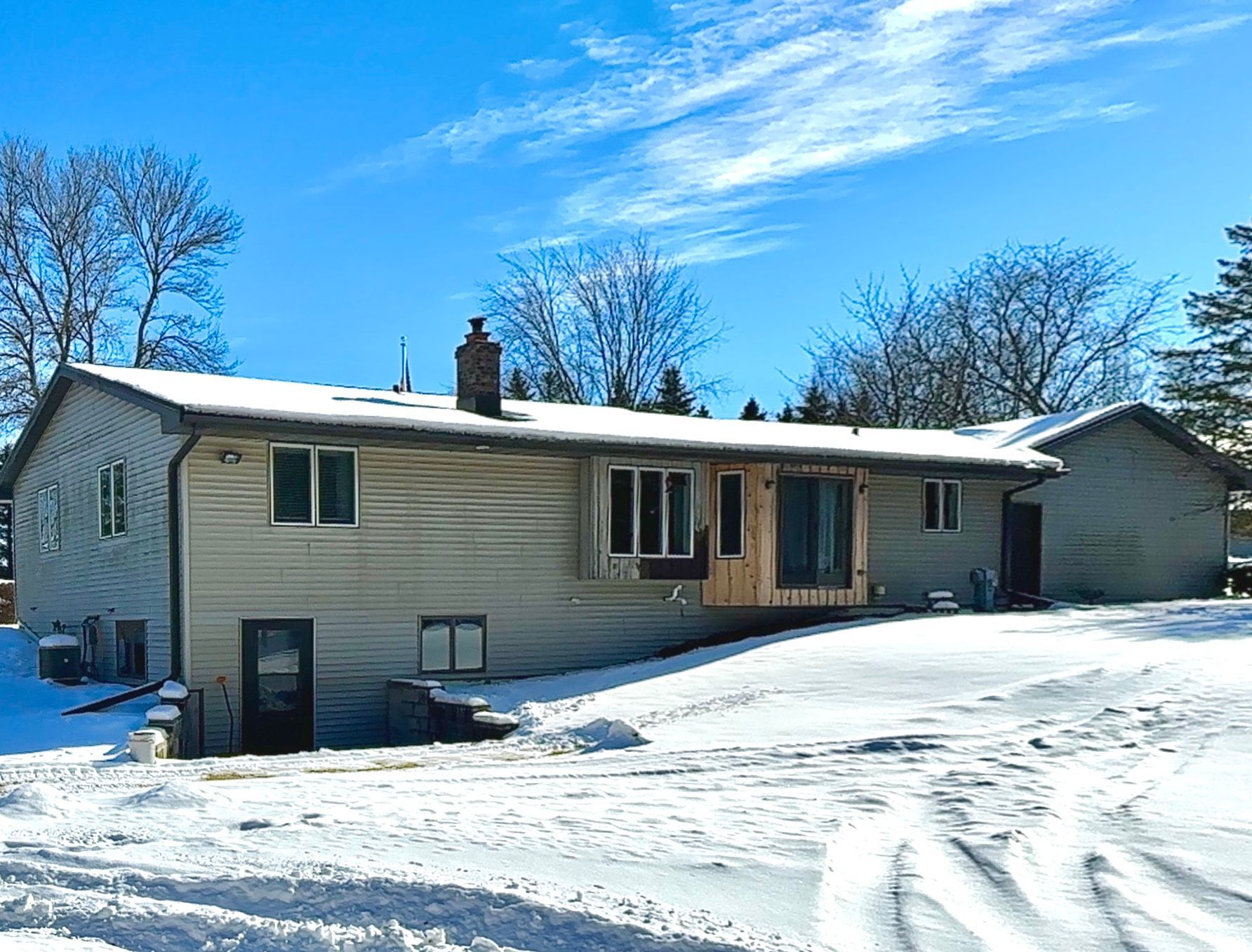 Hail Damage Repair in Hortonville WI 2022, Siding Replacement, Metal Roof Replacement Roofing & Siding Contractor