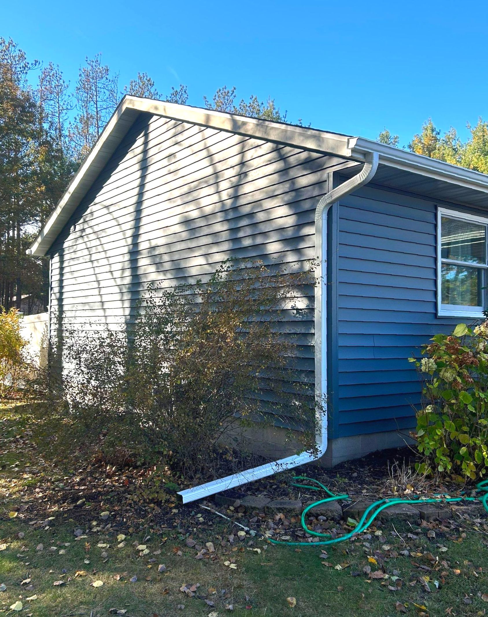 Professional siding replacement installed by professional siding contractor and roofer in Wisconsin Rapids WI