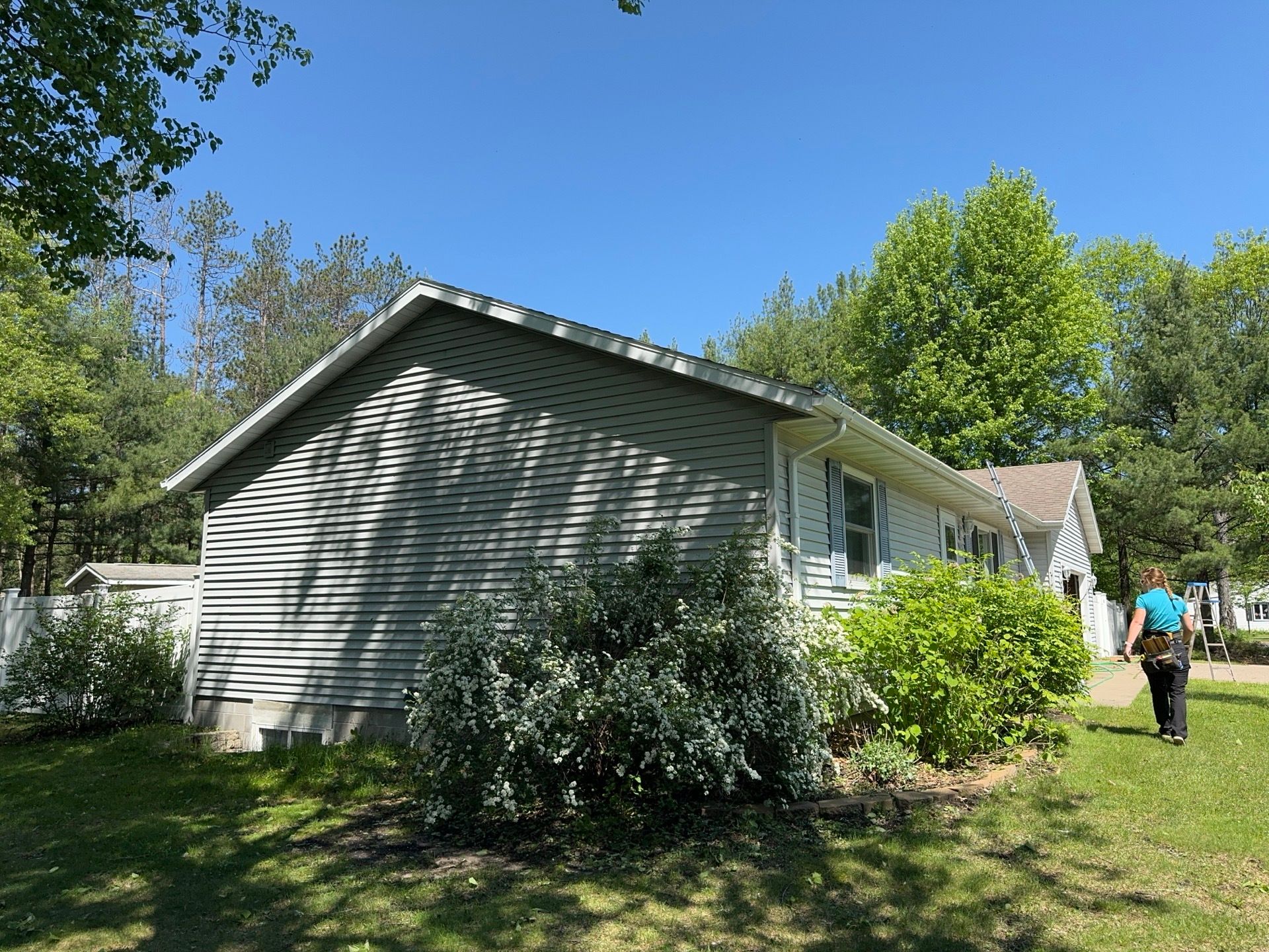 Bronwyn Siding & Shingled Roof Replacement Wisconsin Rapids WI