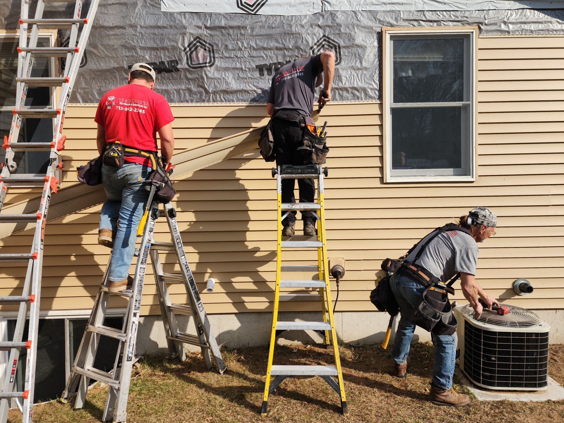 Winterizing home to prepare house for winter, insulated foam siding, siding replacement installation contractor wisconsin
