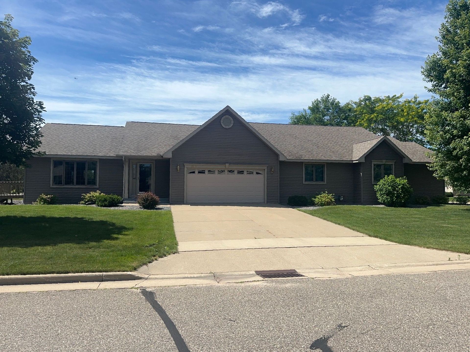 GAF Timberline HDZ Weathered Wood close up image, Roofing Contractor Roofer in Wisconsin RapidsWisconsin Hail Damage Repair