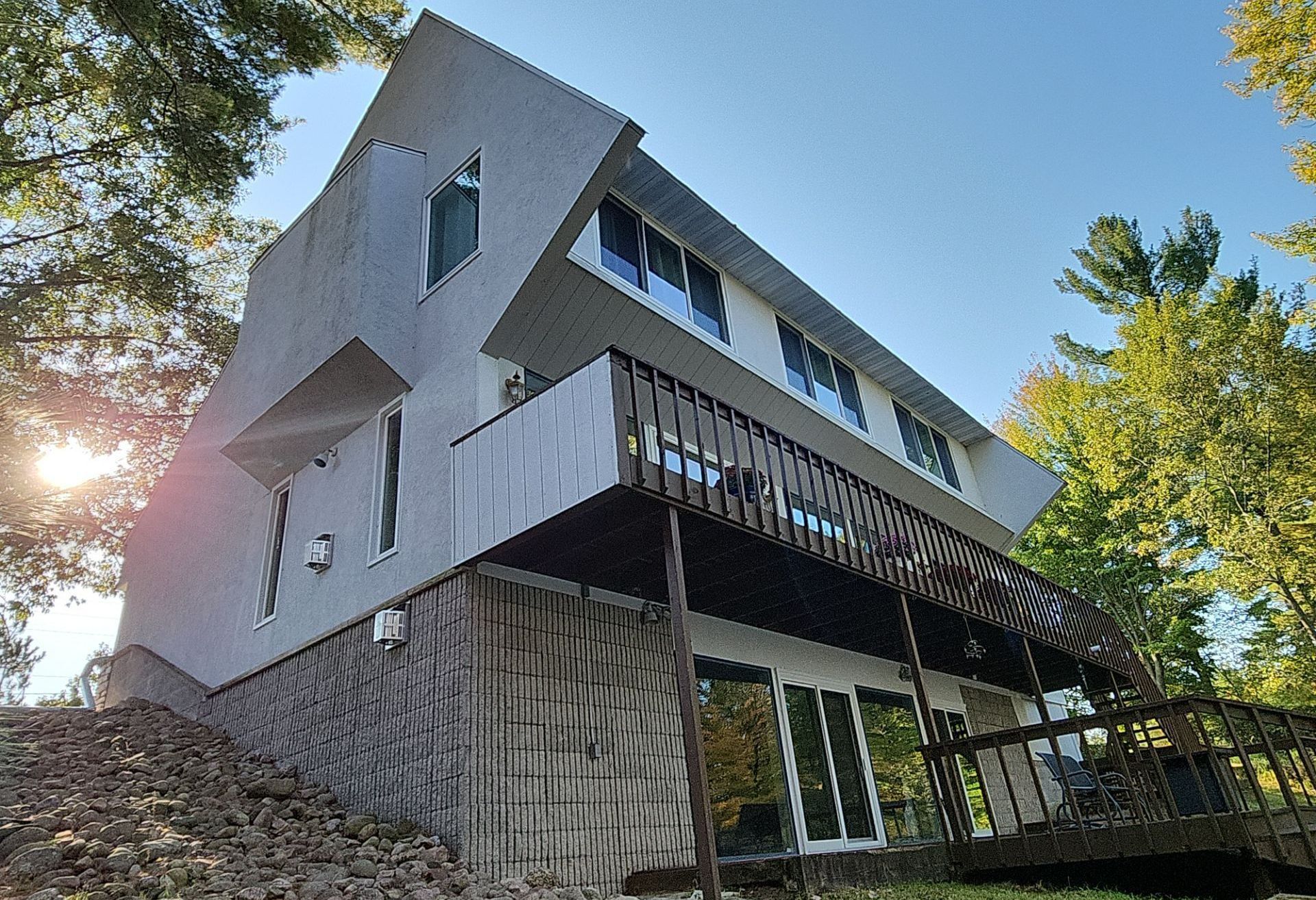 Stucco repair, shingled roof replacement, EDPM replacement, professional skylight installation, roofing contractor in wisconsin rapids, wi