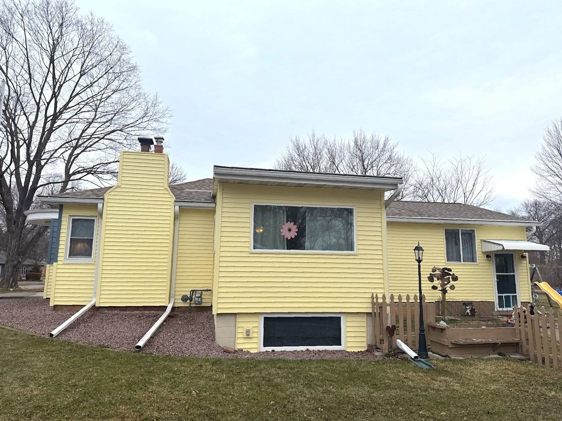 Siding Replacement Shingled Roof Replacement Wisconsin Rapids Norandex D-4 Yellow GAF Timberline Golden Harvest