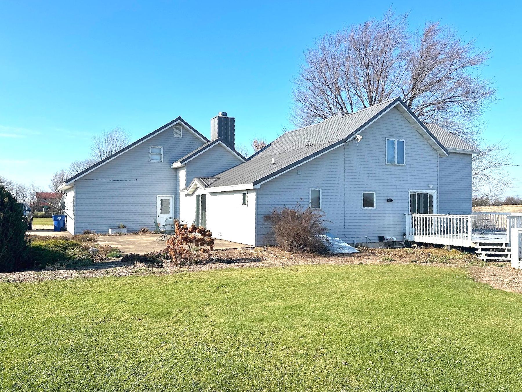 Residential Siding & Window Replacement, Norandex D5 Graphite 2024, Hail Damage Restoration Roofing Contractor Roofer in Hortonville Wisconsin