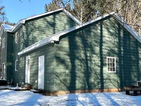Badgerland Restoration & Remodeling residential general contractor Weyauwega Wisconsin siding installation project gallery