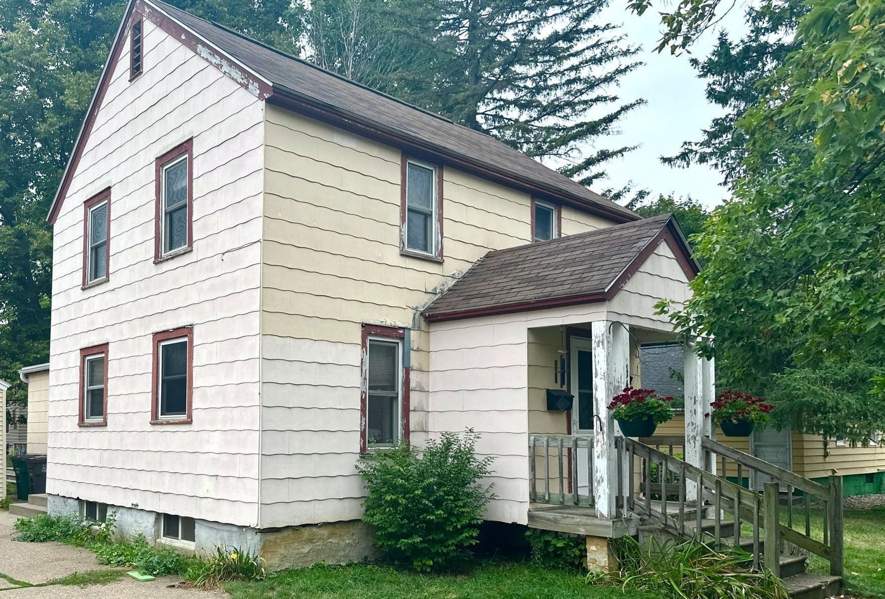 CBDG Repair in Wisconsin Rapids 2024 Community Block Development Grant Asbestos Siding Replacement