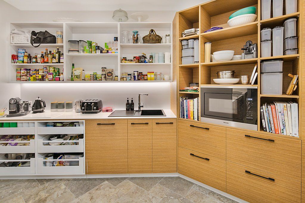 kitchen & pantry