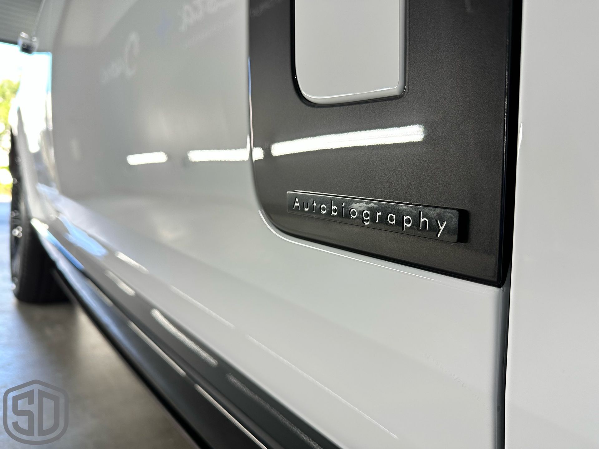 2023 Land Rover Range Rover Autobiography Detailing, Suntek Paint Protection Film, Ceramic Window Film, Modesta BC-06 Top Coat, Exterior Glass Coating, and BC-04 Nano-Titanium Coating emblem close up Orlando, FL