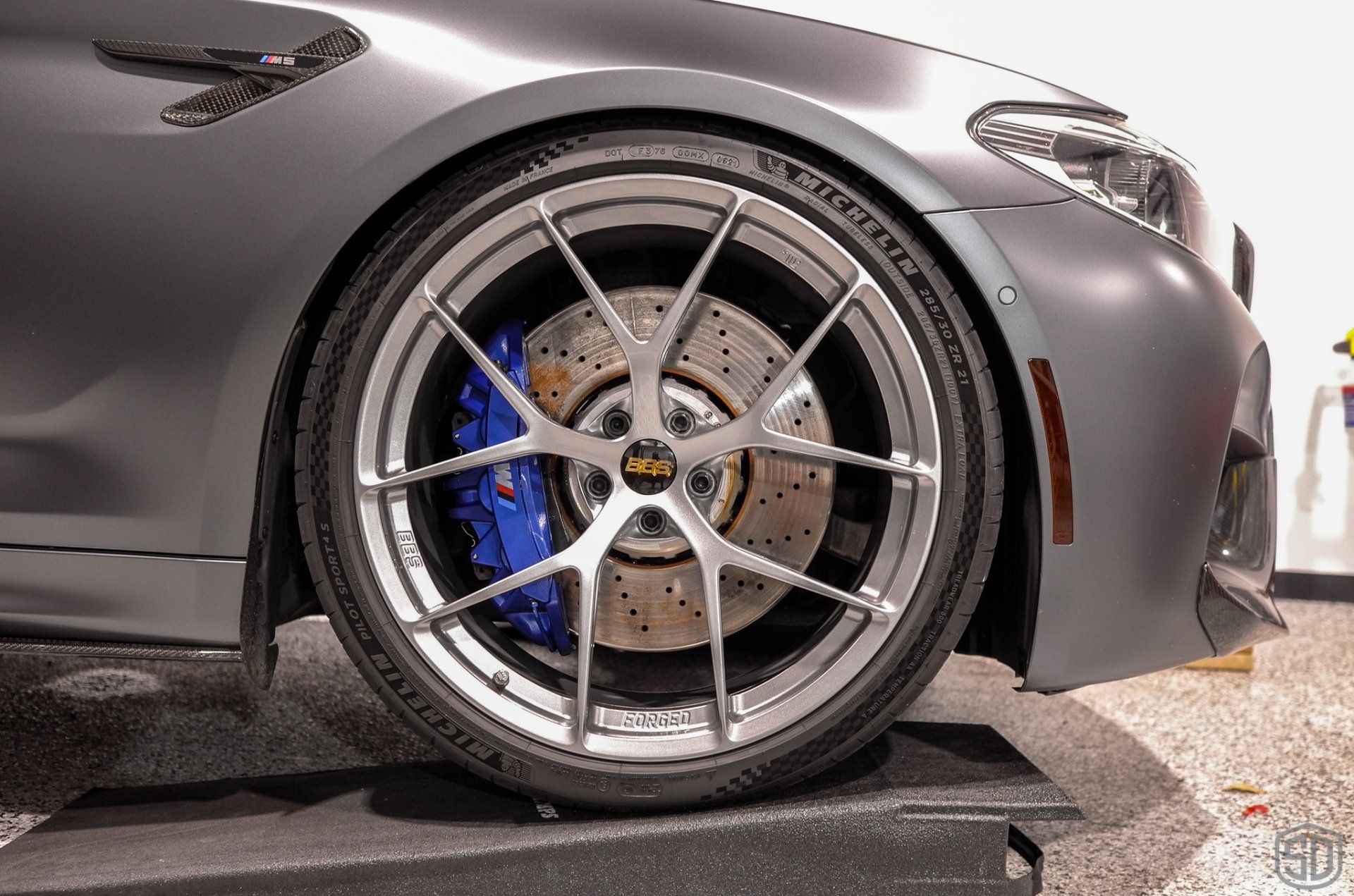 BMW M5 BBS wheel detailing modesta Florida