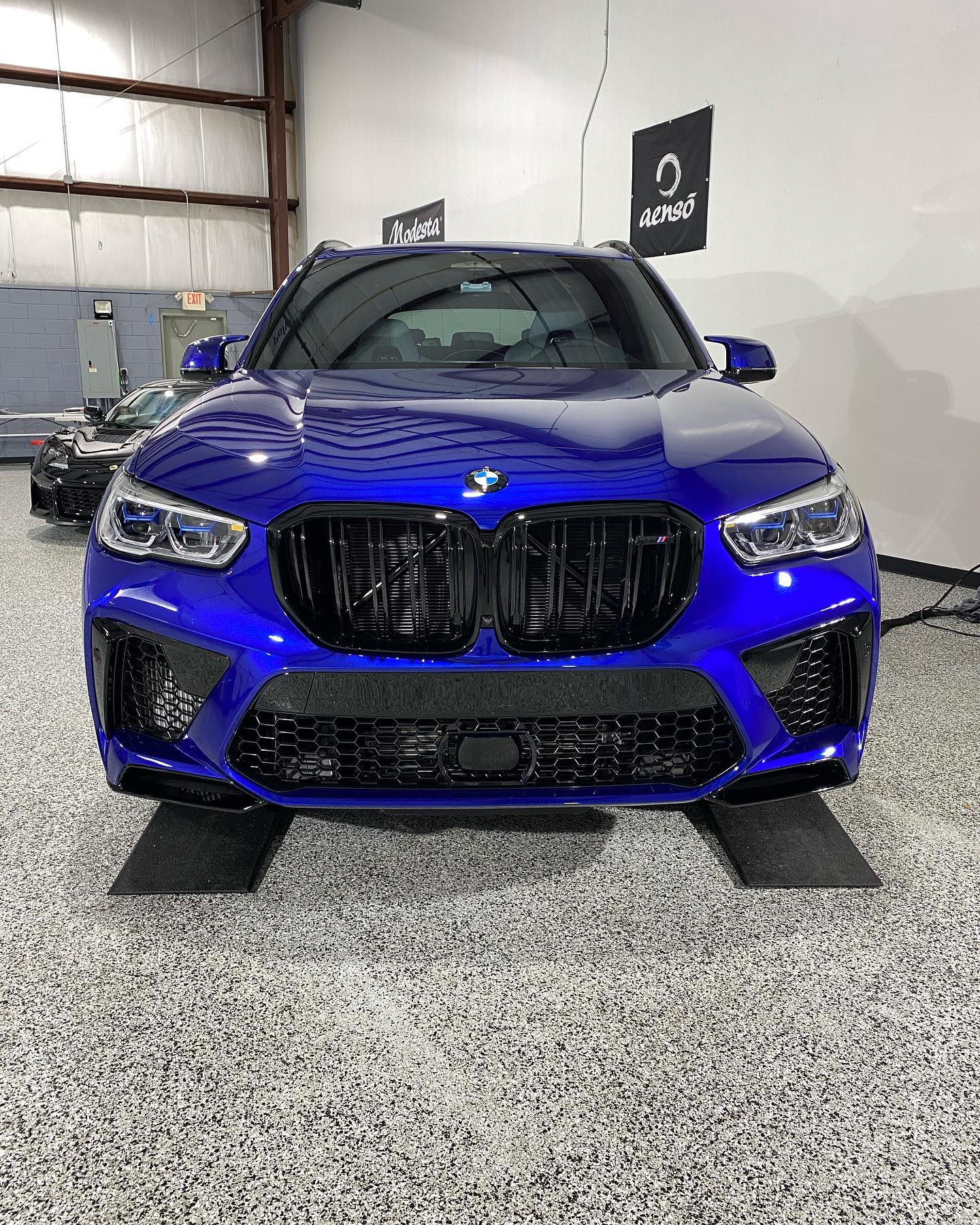 It’s M/// Monday! No more rock chips! Marina Bay blue @bmw X5 Competition front bumper protected w/ @xpel. Properly detailed, this color can really glow! 😍 #Superiordetailer #sododistrict #bmw #x5m #x5mcompetition #marinabayblue #xpelultimateplus  #clearbra #ppf