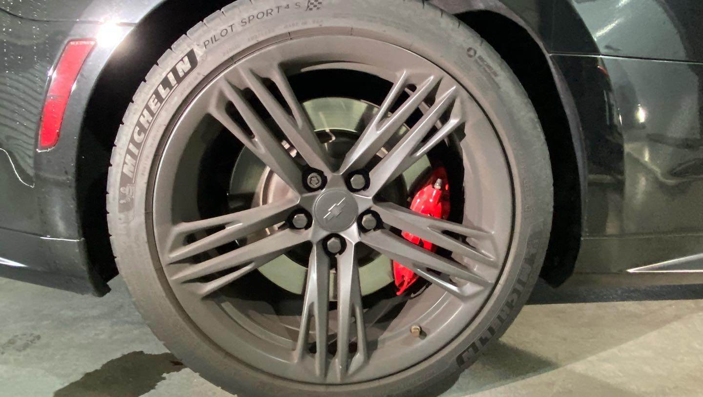 Chevy Camaro ZL1 1LE - Modesta BC-04 BC-06 wheel detail - Orlando FL