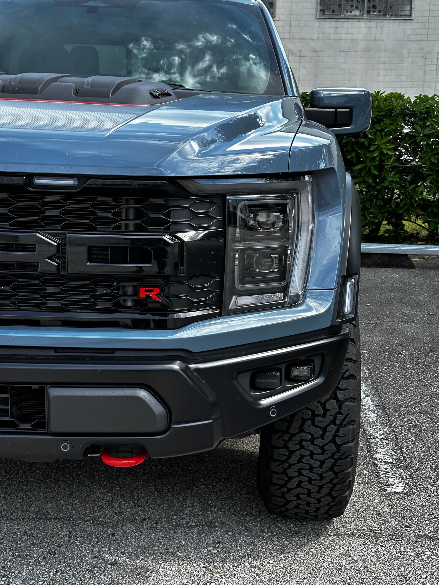 Elevating the Ford Motor Company F-150 Raptor R to unparalleled levels of protection and style. Enve