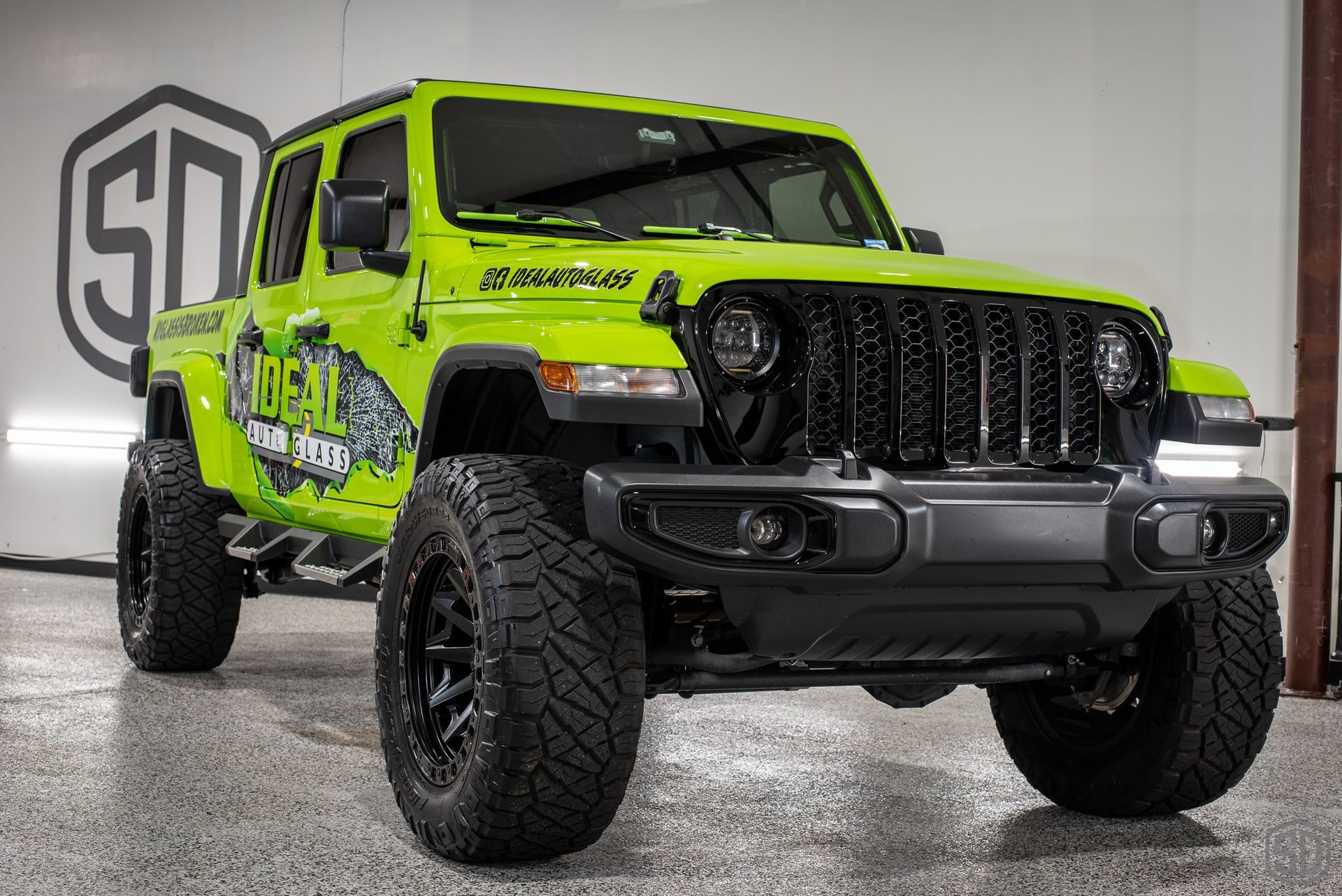 Jeep Gladiator Full Detail, PPF, Modesta Coatings to the Paint and Wheels Orlando, Florida USA