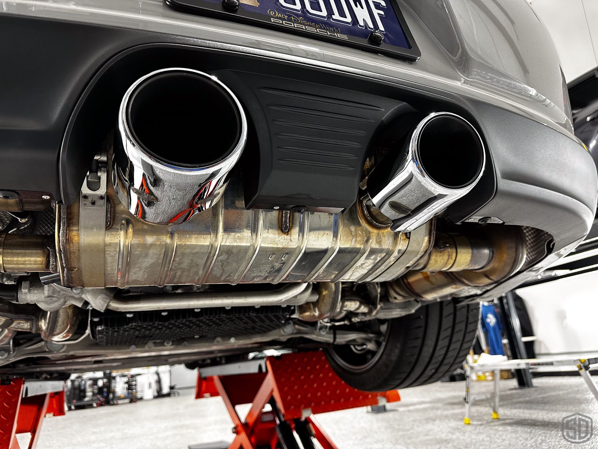 A close up of the exhaust pipes of a car