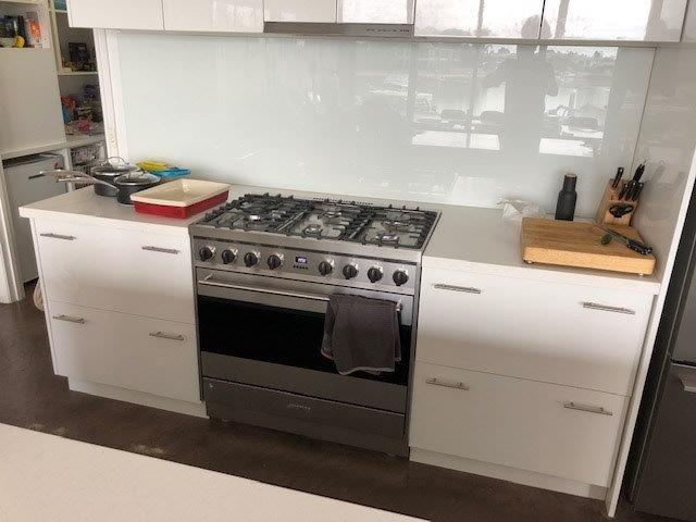 freestanding cooker installation