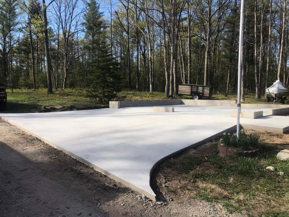 a professional concrete patio for the Traverse City, MI area