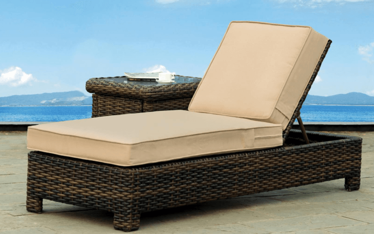 St Tropez Chaise Lounge — Boothwyn, PA — Half Price Hot Tubs