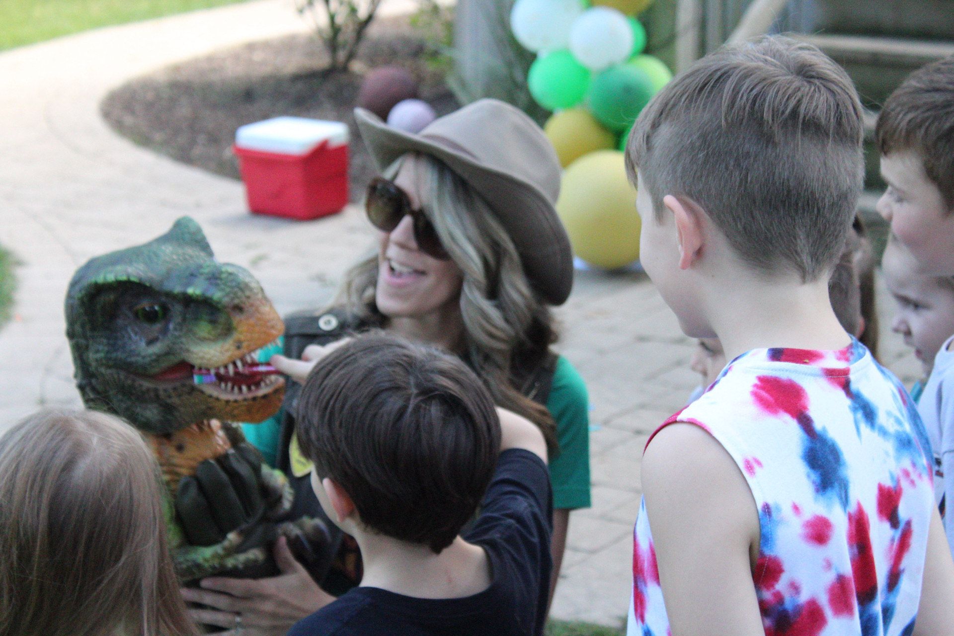 Dinosaur birthday parties in Chicagoland