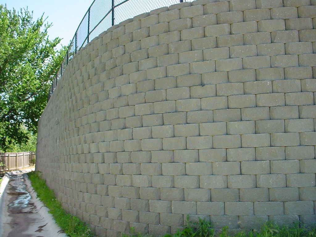 Retaining walls - for commercial