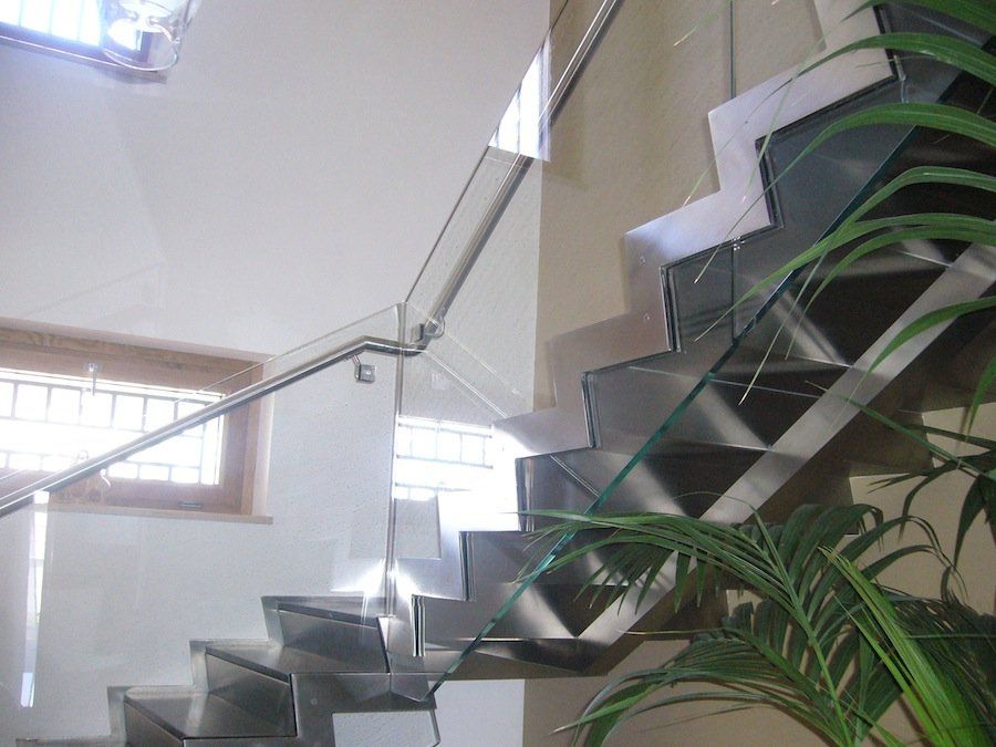 Scala vista da sotto