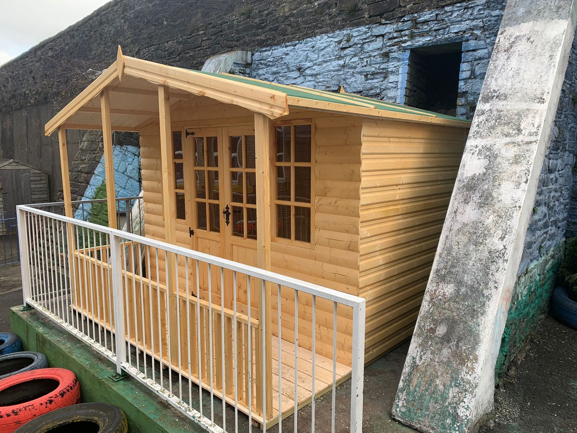 A summerhouse delivered to Cilfynydd Primary school