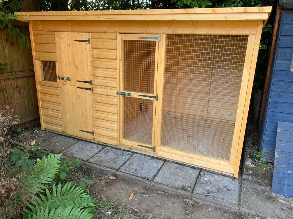 10' x 6' Kennel into a rabbit house. Stable door on the bed side. Small window to check the rabbits over and small doorway into the run with a 19mm floor.