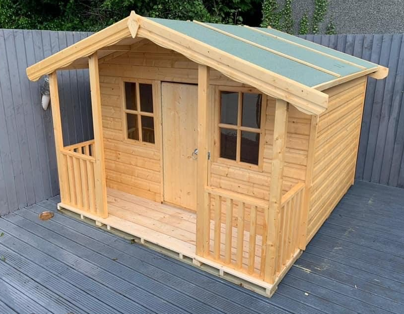 Snowdrop cottage is our playhouse 7' wide and 5' deep. Option with or without a veranda.