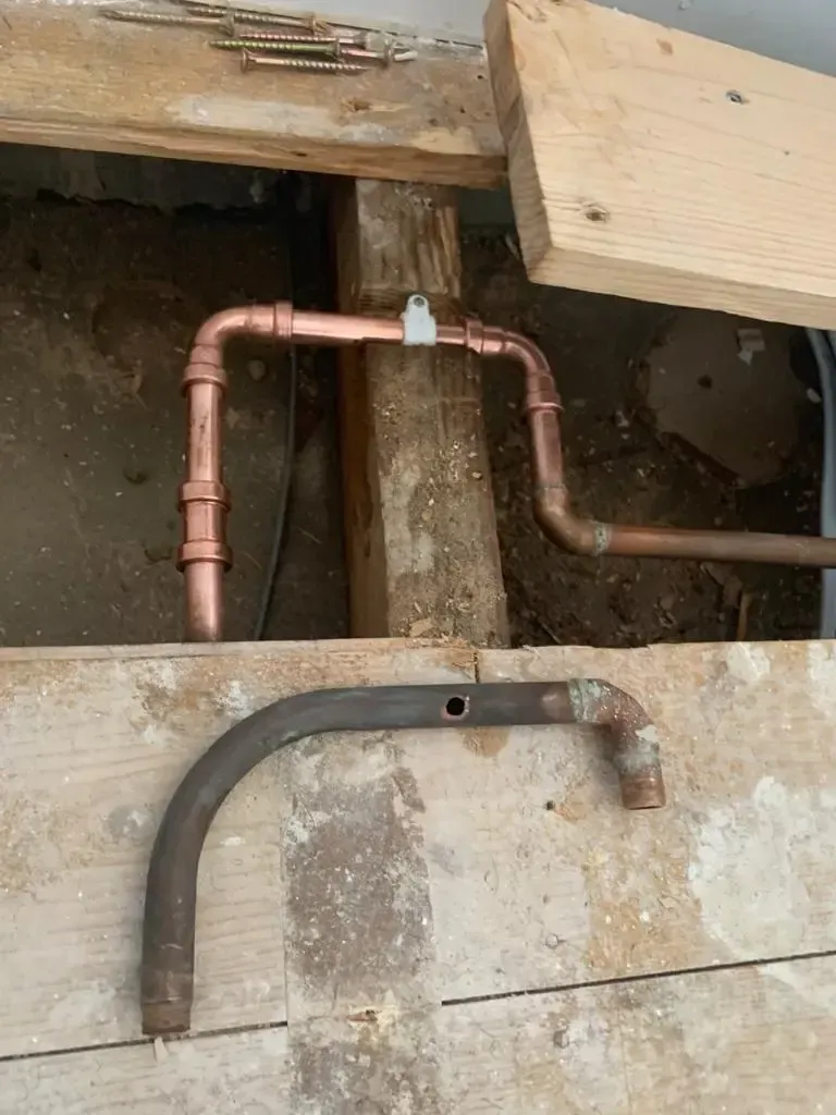 plumbing repair pipework