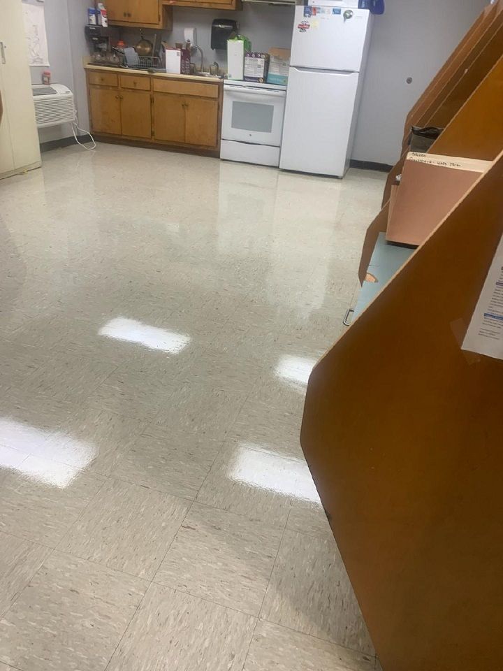 FLOOR MAINTENANCE JOBS