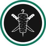 Un cerchio nero con un bordo verde contenente l'illustrazione bianca di un kebab con coltelli.