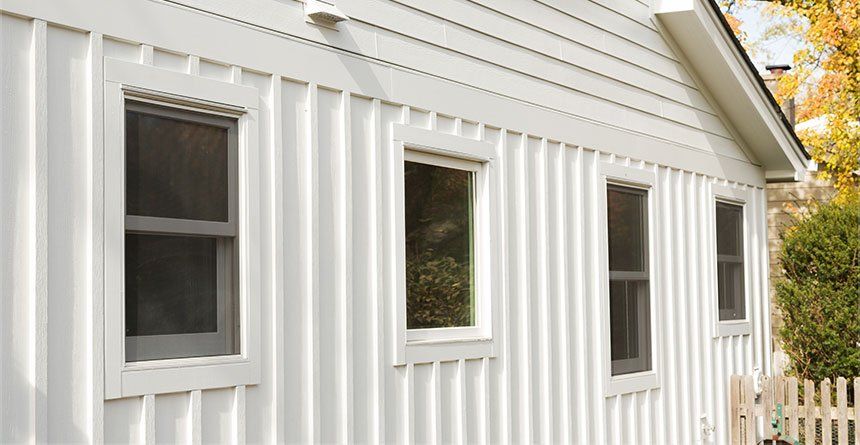 vertical siding in arctic white
