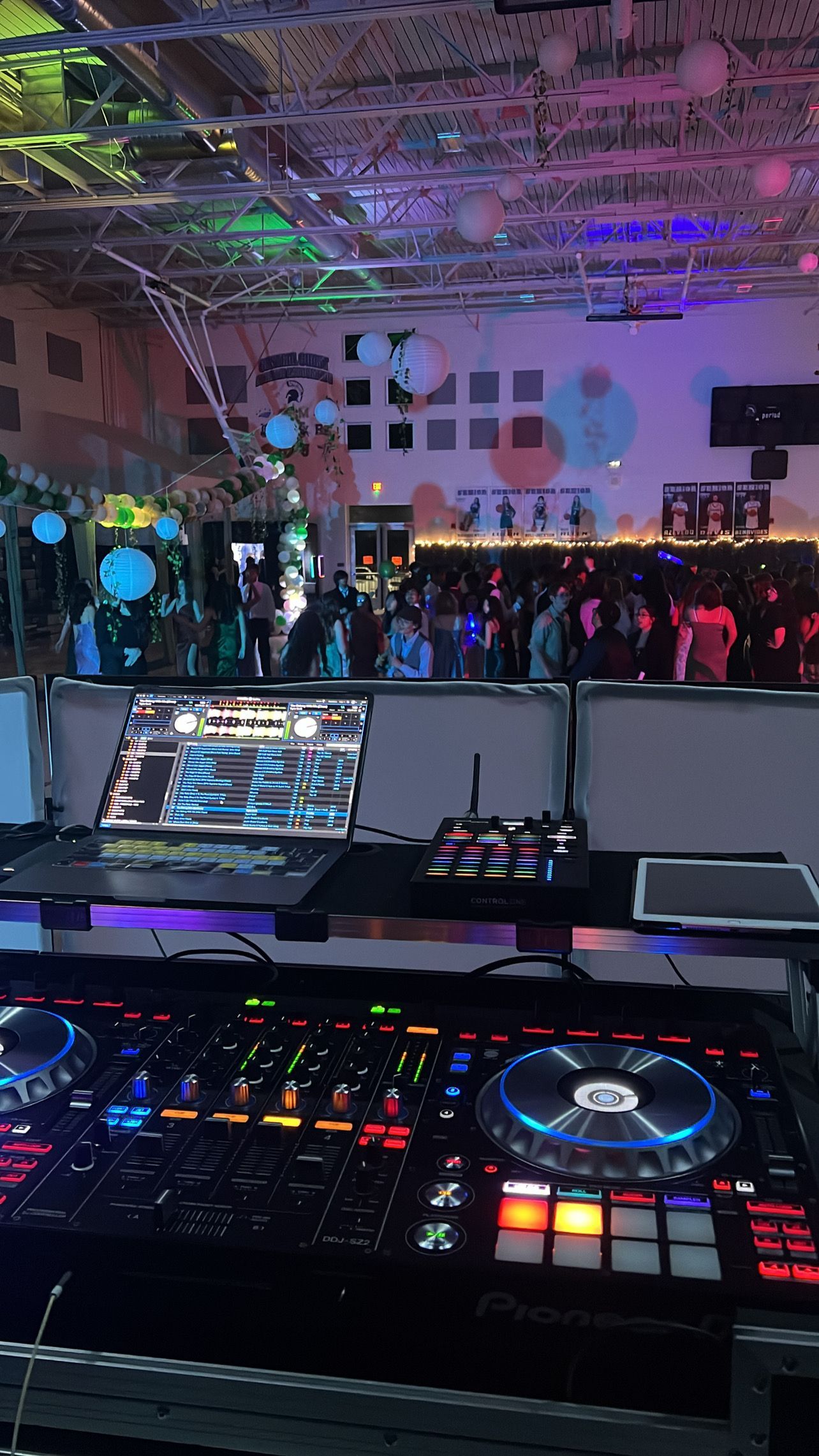 Guests dancing to DJ in Santa Maria, CA for a Sweet 16