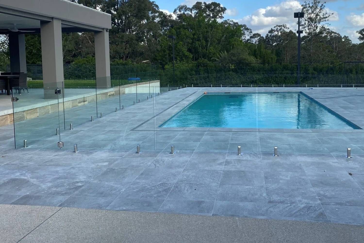 glass-pool-fencing-solutions