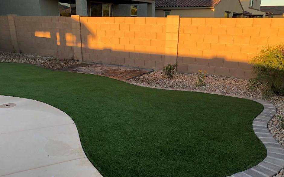 A picture-perfect artificial turf installed in a residential property in Arizona to help reduce water consumption.