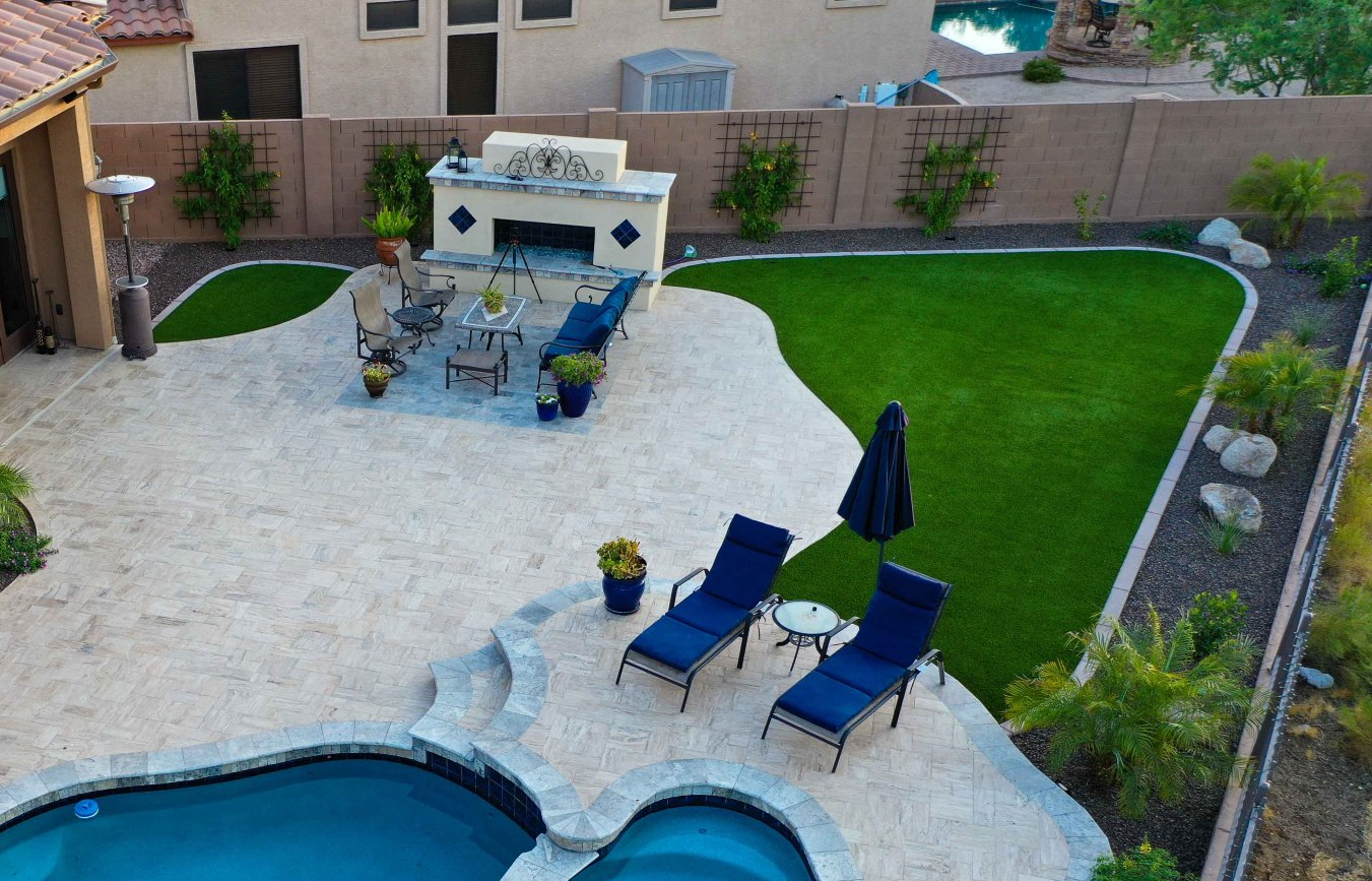 This synthetic grass is properly installed in this property in Scottsdale, AZ, which is why the owners are saving a lot on maintenance.