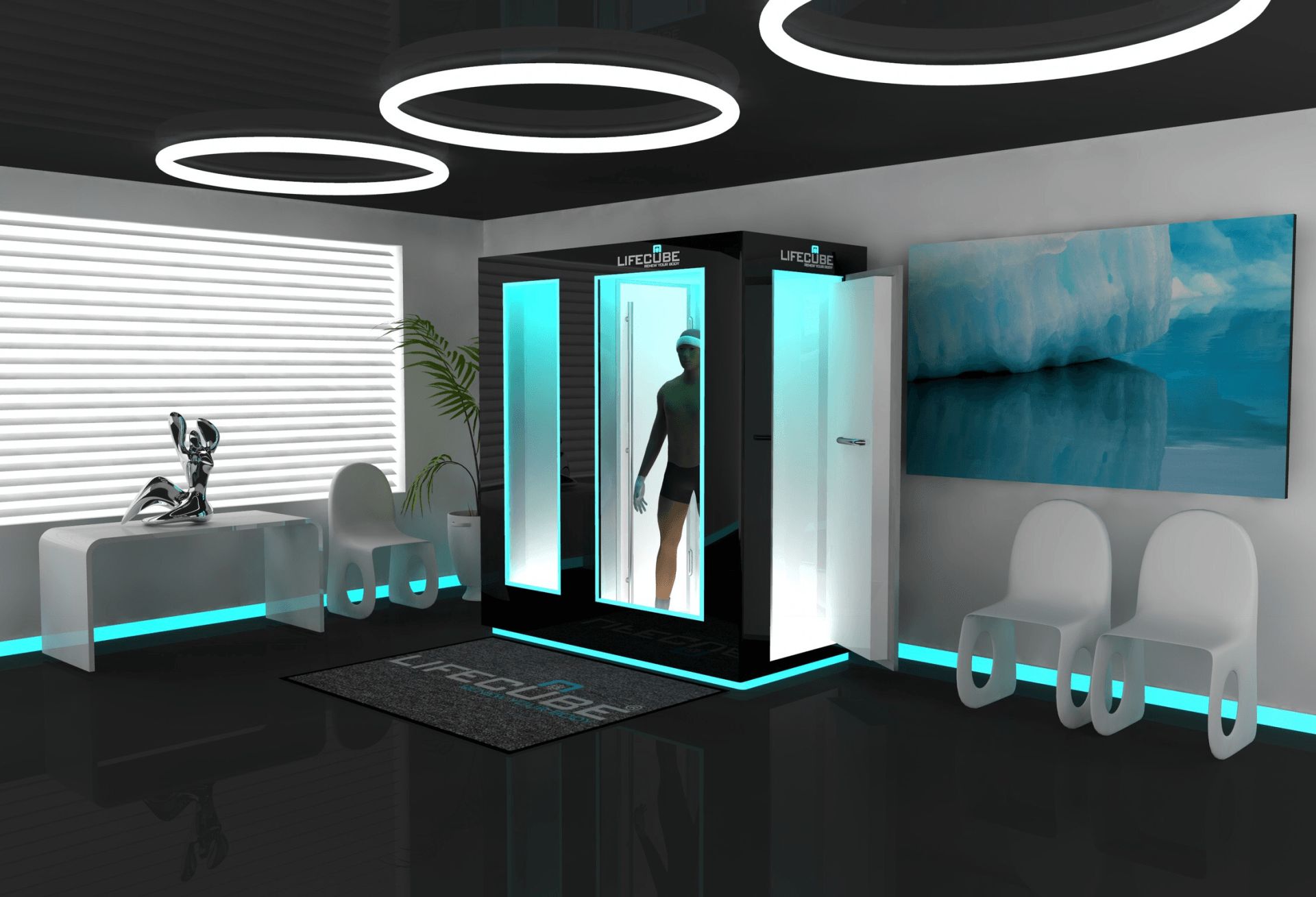 Ein Mann steht in einem Raum mit Stühlen und einem Gemälde an der Wand.