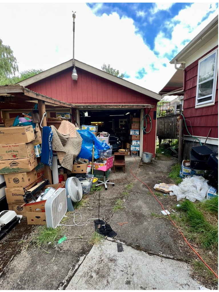 Discovery with Early Bird Estate Sales in Portland, OR