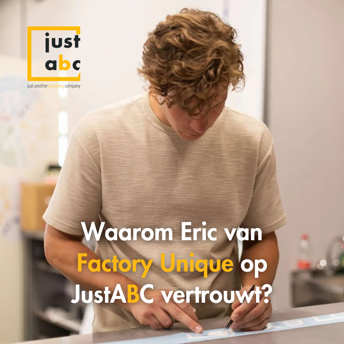 Woman smiling, text: 