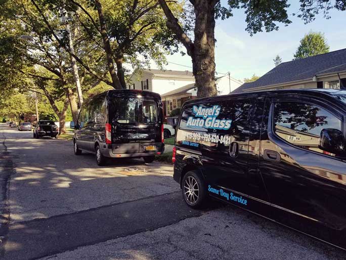 gallery Staten Island, NY Angel's Auto Glass