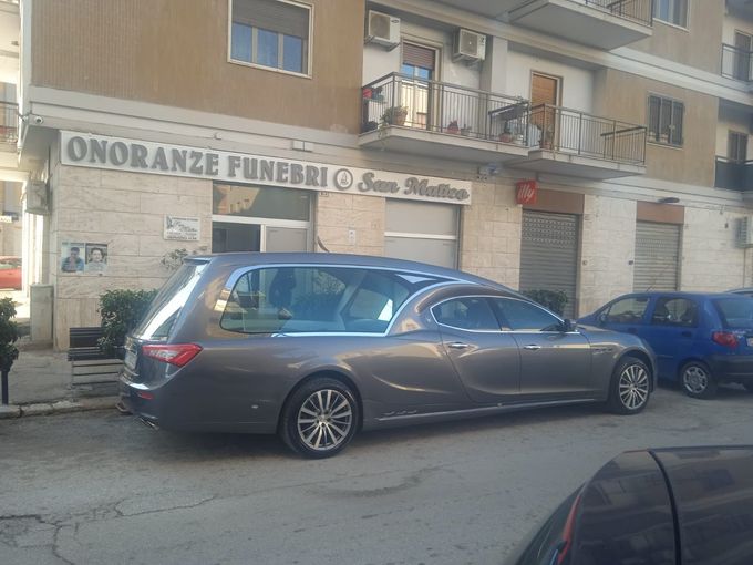 carro funebre
