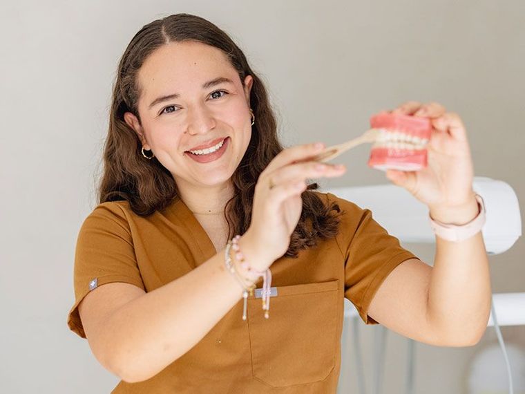 DRA DANIELA ALESSANDRA GARCÍA BRITO