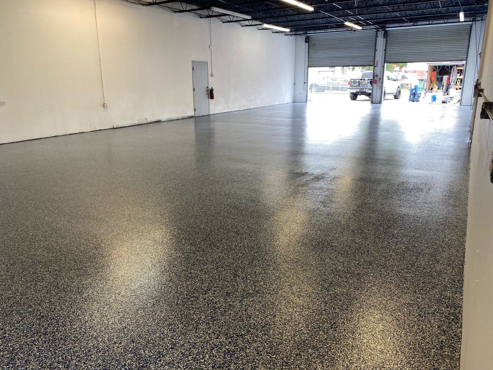 Floor with Full Flake Garage Coating