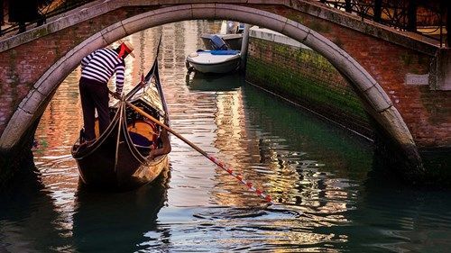 gondola-venezia-venice-tours