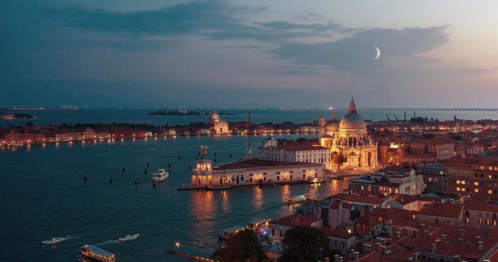 punta-della-dogana-venice-venice-tours