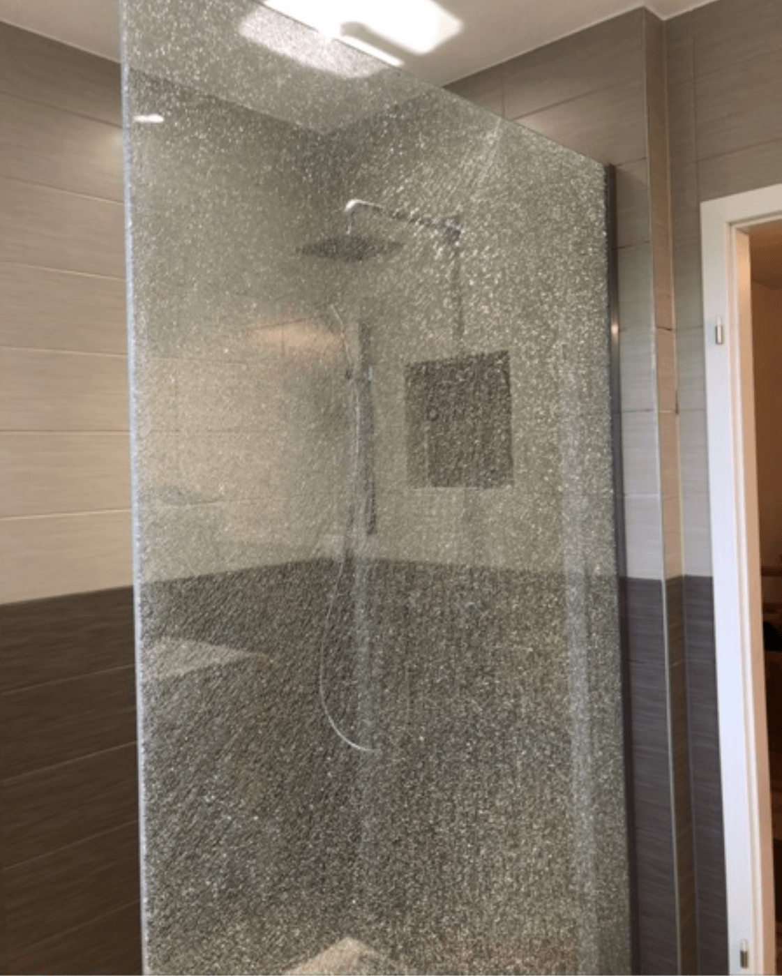 paroi de verre pour ne douche moderne