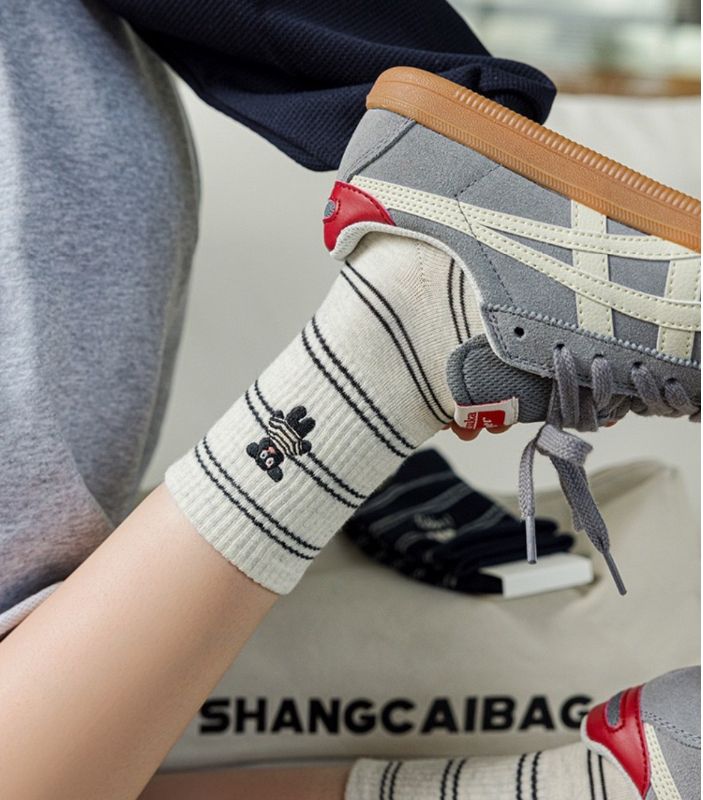 可愛小狗狗中筒襪一組5雙